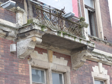 Natursteinbalkon Leipzig Vorher 
